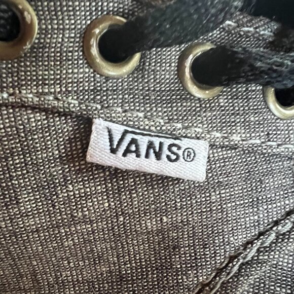 Vans - Picture 6 of 6